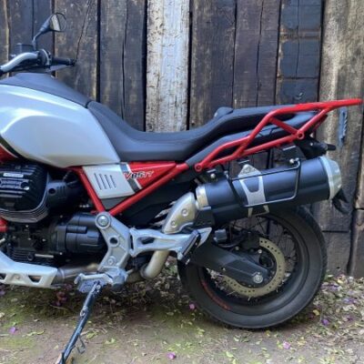 SOPORTE ALFORJAS PARA MOTO GUZZI V85TT Negro Satinado