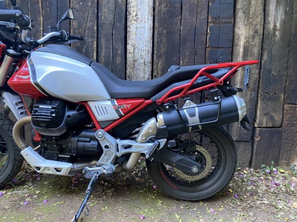 SOPORTE ALFORJAS PARA MOTO GUZZI V85TT Negro Satinado