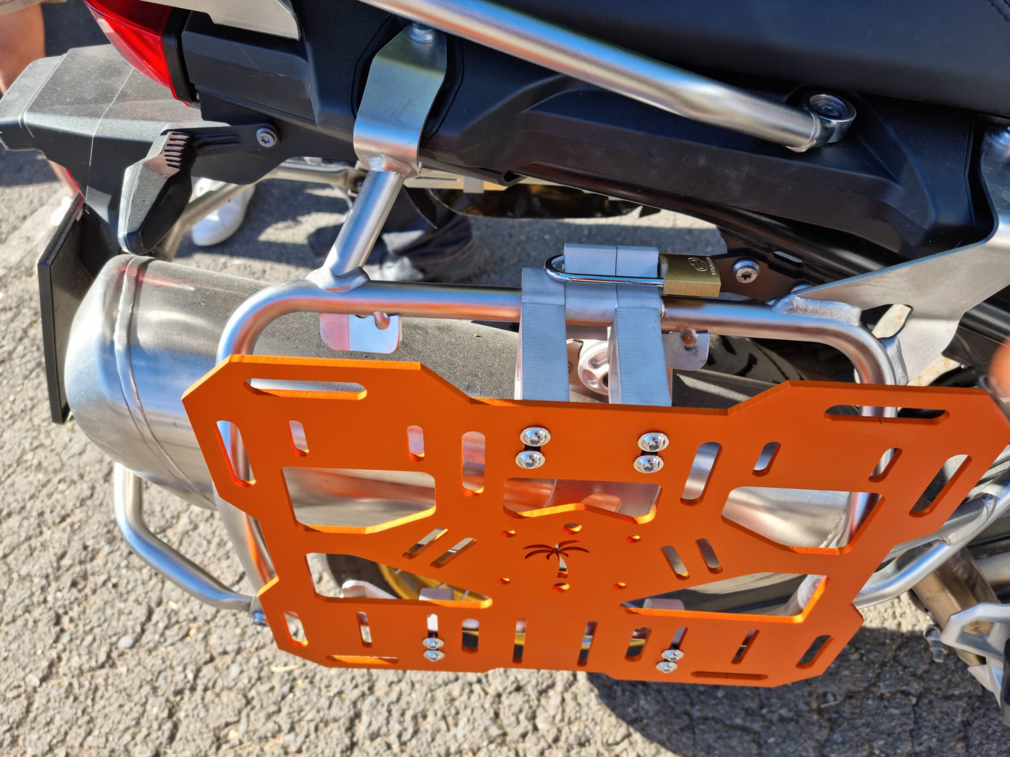 Placa Soporte Equipaje Moto - Imagen 4