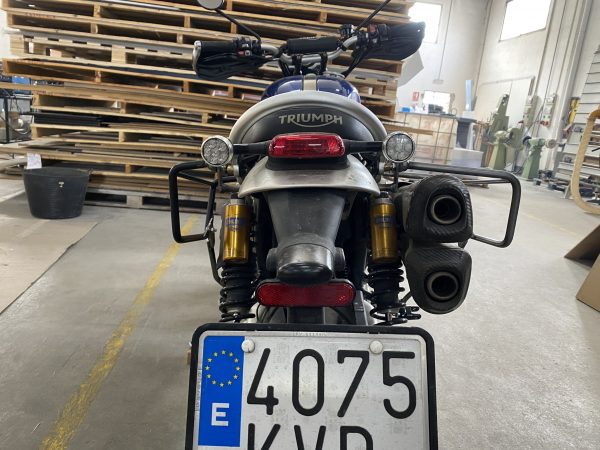 SOPORTE PARA ALFORJA TRIUMPH STREET SCRAMBLER 1200 - Imagen 4